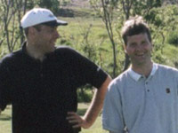 Frá golfmóti KKÍ í Borgarnesi árið 2000.  Starfsmenn KKÍ, þeir Pétur Hrafn Sigurðsson framkvæmdastjóri KKÍ og Björn Leósson íþróttafulltrúi.